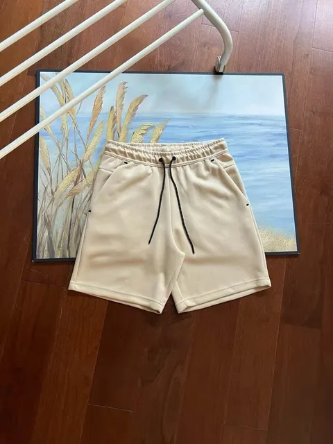 Nike Tech Fleece Shorts Neutral Beige