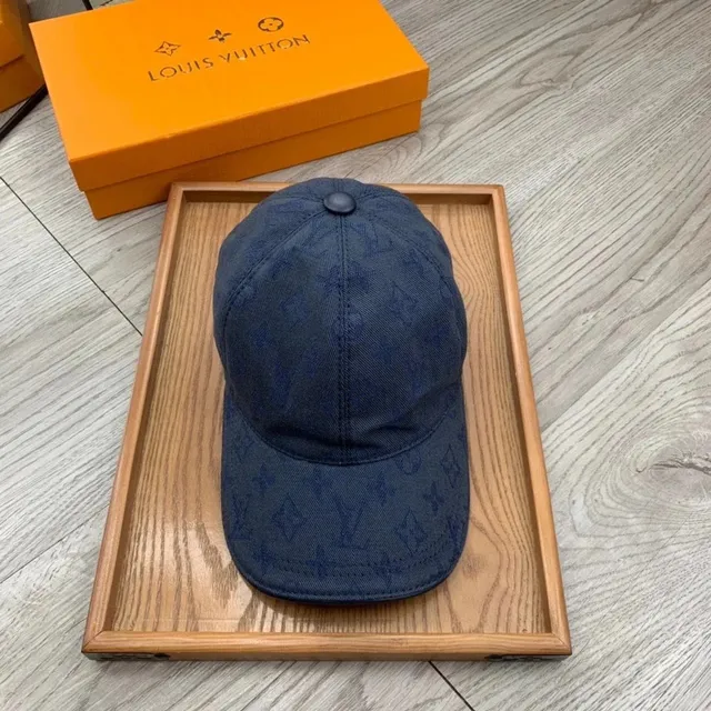 Louis Vuitton Baseball Cap Monogram Canvas