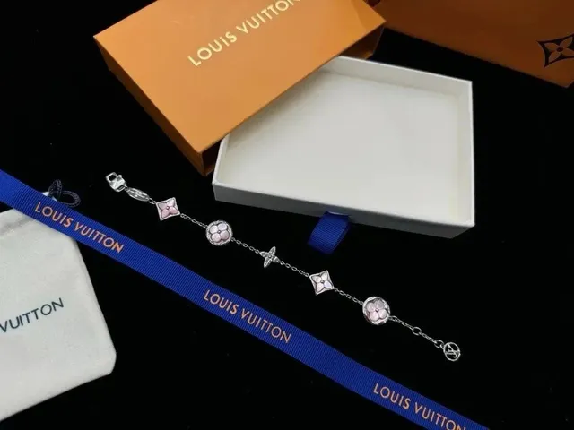 Louis Vuitton Flower Chain Bracelet Pink Mother-of-Pearl