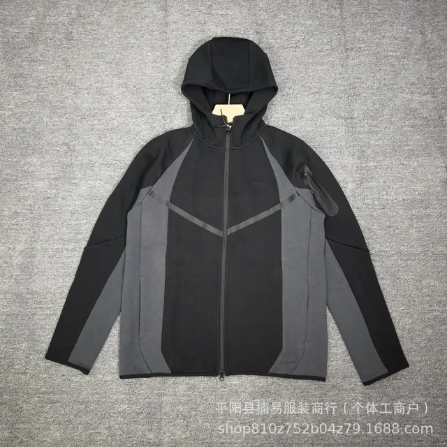 黑色外套