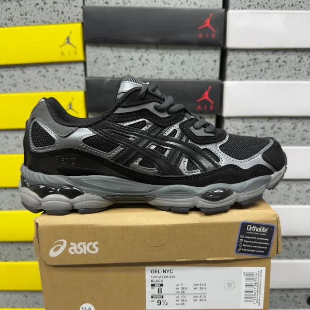 Asics GEL-NYC Black