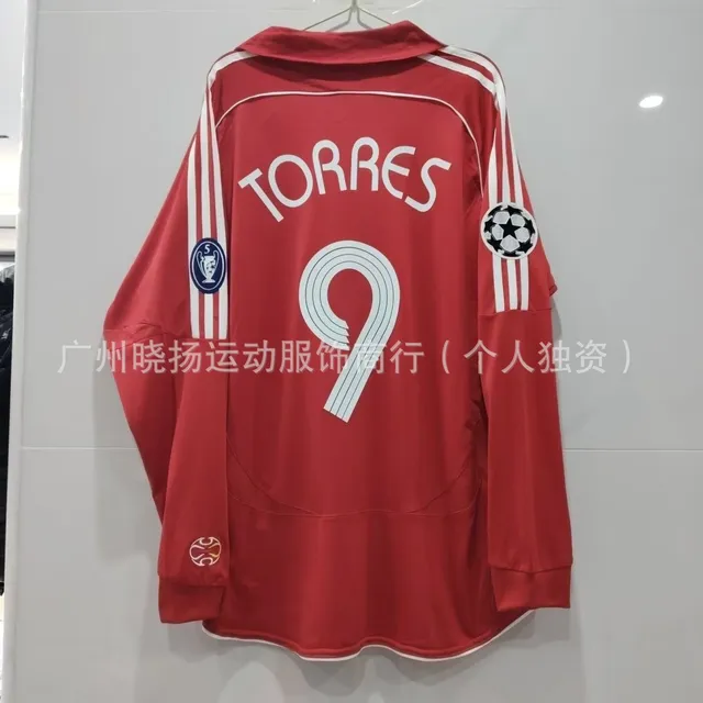 0708 Liverpool home long sleeved size 9