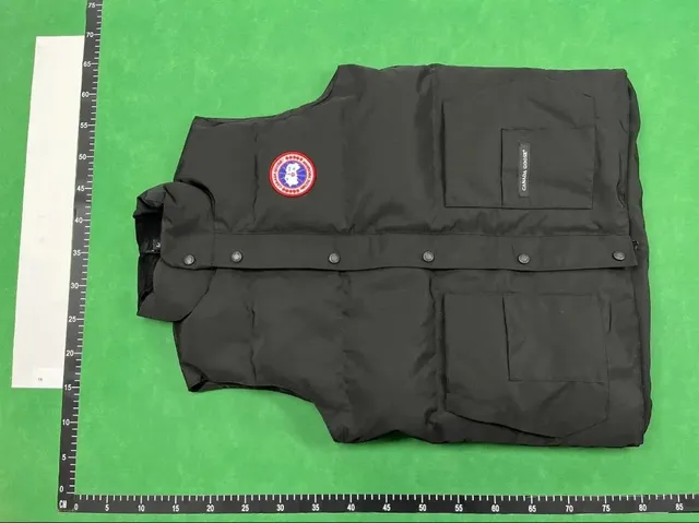 Canada Goose Puffer Vest