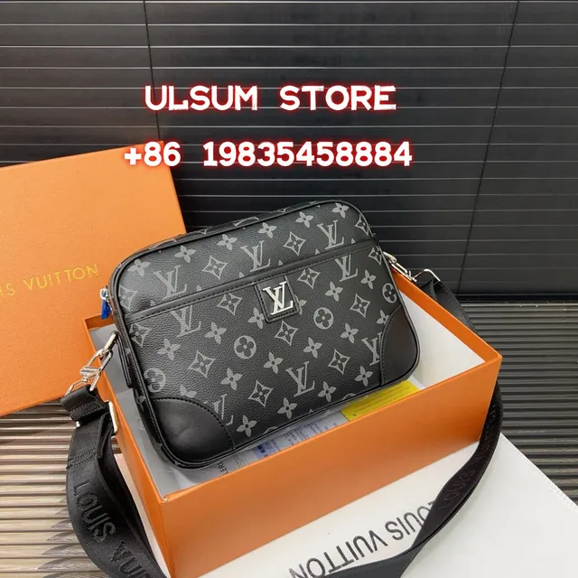Louis Vuitton Camera Bag Monogram Eclipse