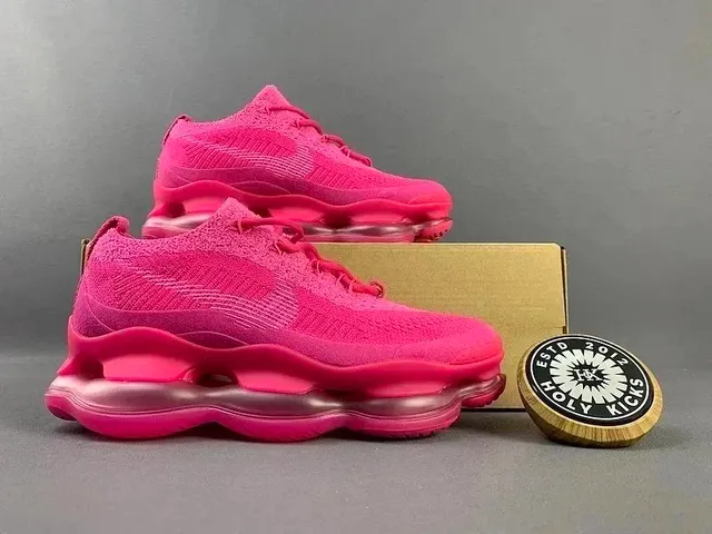 Yeezy Foam Runner Pink