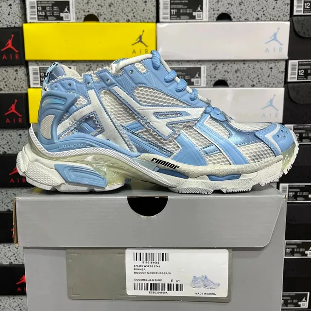 Balenciaga Speed Trainer Eggshell/Light Blue