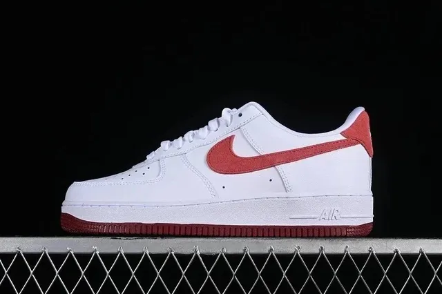 Nike Air Force 1 Low University Red