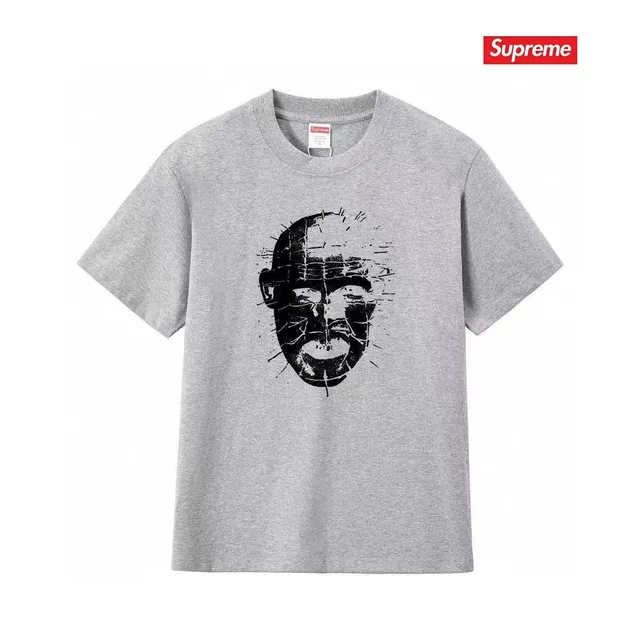 Supreme T-Shirt Hellraiser Graphic
