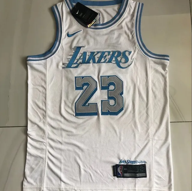 White 23-4