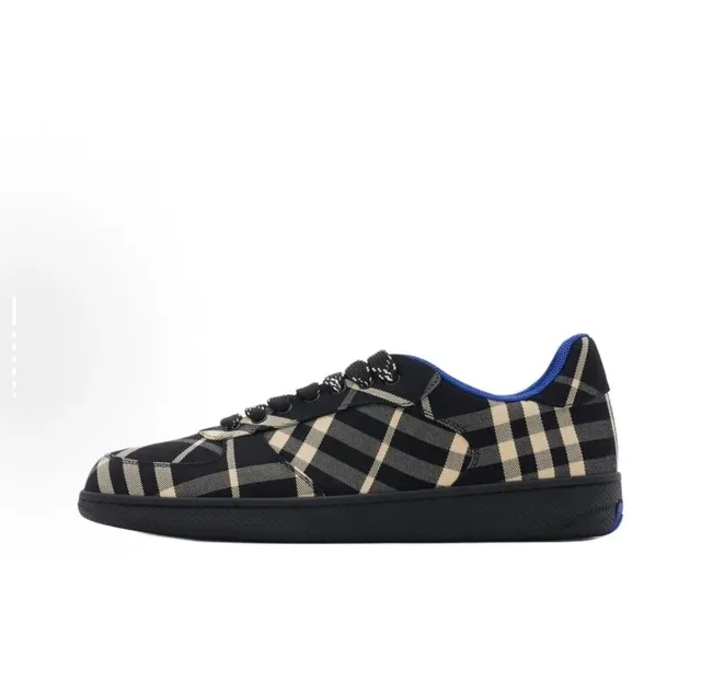 Burberry Low-Top Sneaker Checkered