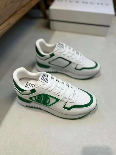 Givenchy GV-3 Trainer White Green
