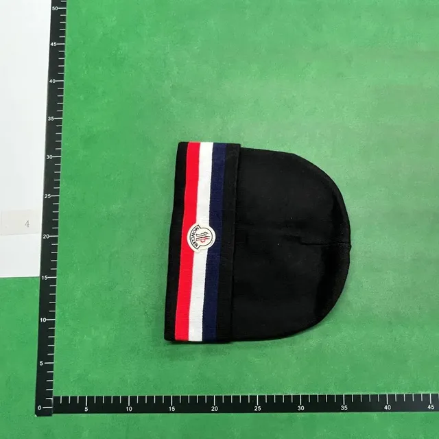 Moncler Beanie Logo Stripe