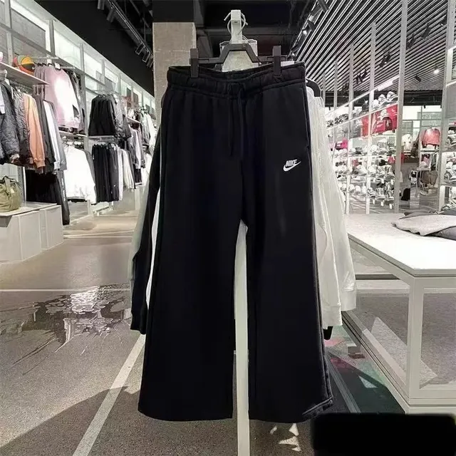 黑色卫裤