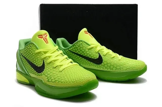 Kobe 4 Protro Grinch