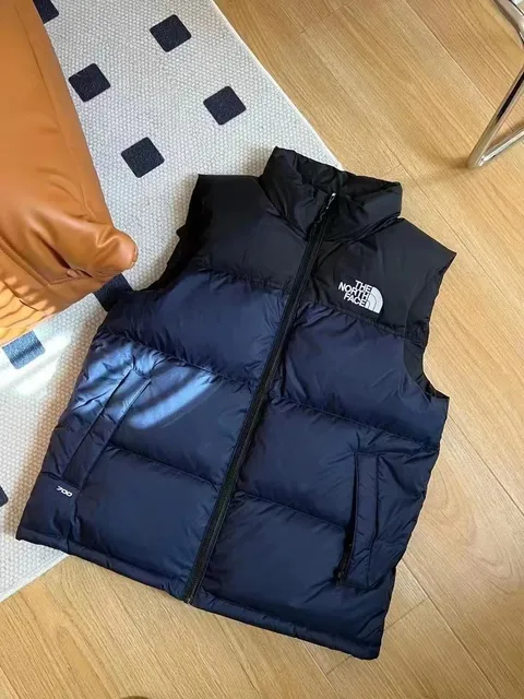藏青色