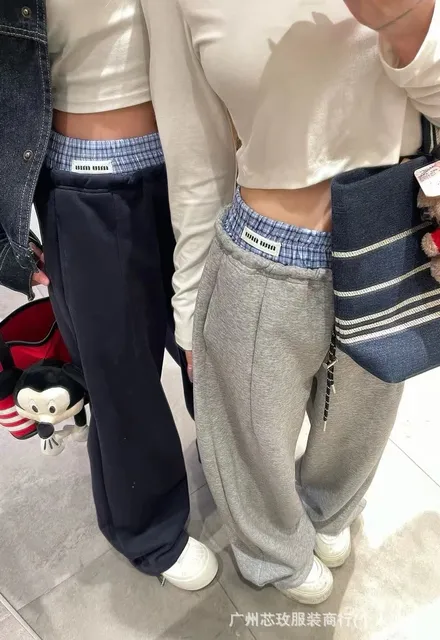 藏青色
