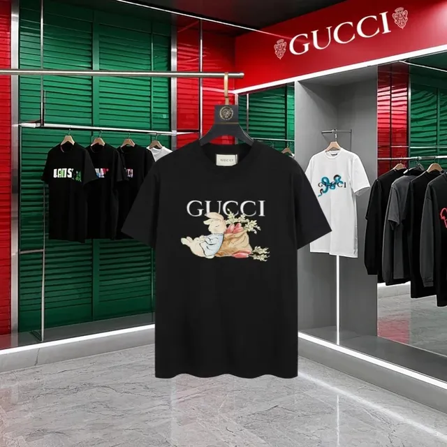 Gucci T-Shirt Rabbit Print