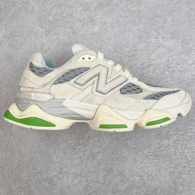 New Balance 2002R Cloud White / Grey / Lime