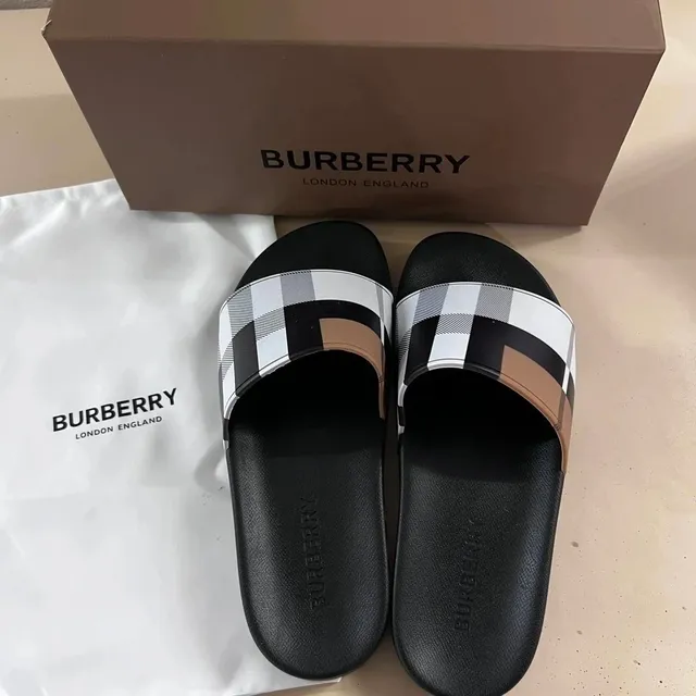 Burberry Check Slide Classic Check