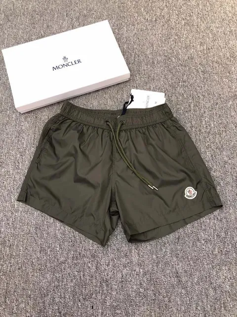 军绿色