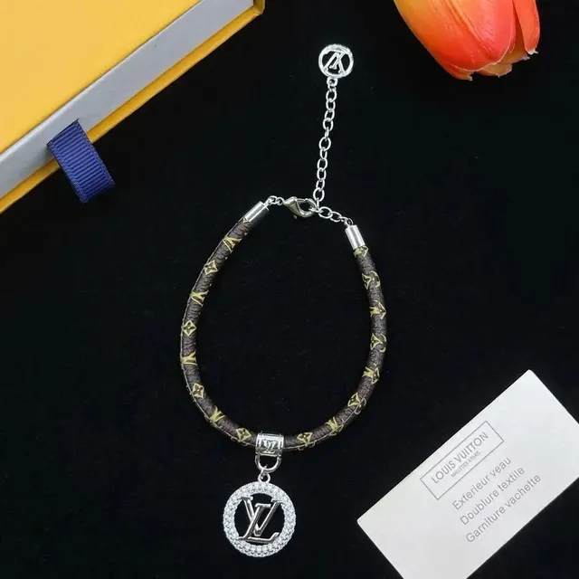 Louis Vuitton LV Circle Charm Bracelet