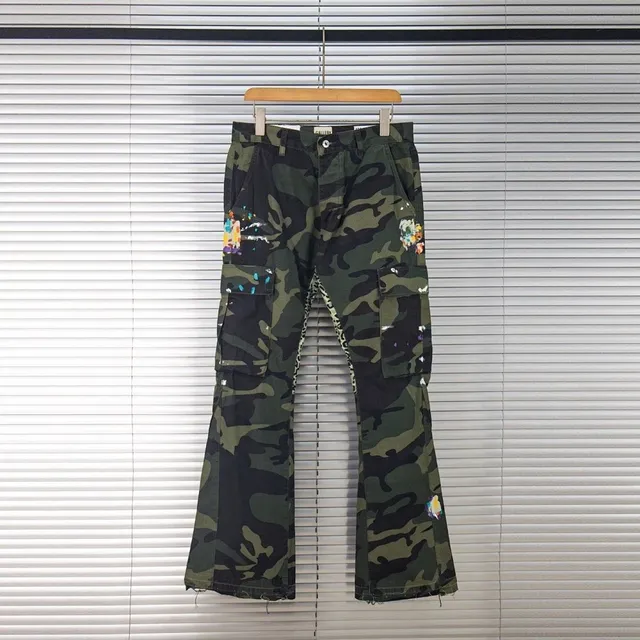Gallery Dept. Cargo Pants Paint Splatter Camo