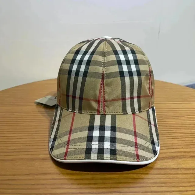 Burberry Baseball Cap Classic Check