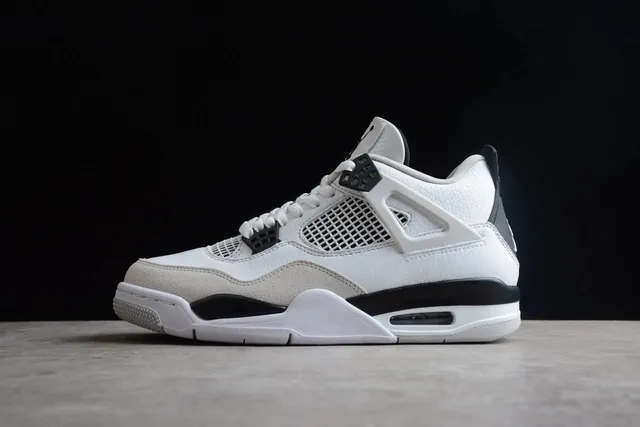 Air Jordan 4 White Cement