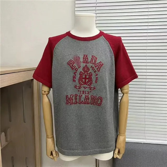 红色（拼接）