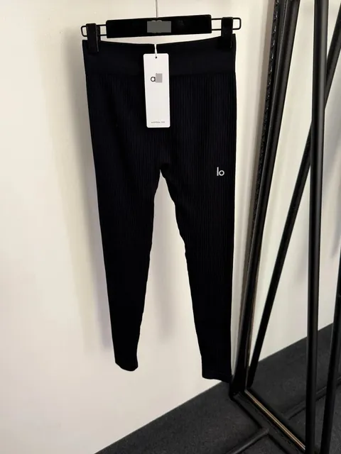Alo Yoga Ribbed Leggings Logo Detail