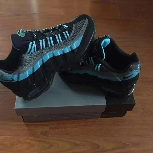 Nike Air Max 95 Teal Accent