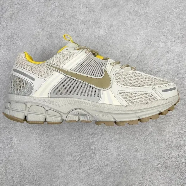 Nike Air Max TN Light Bone