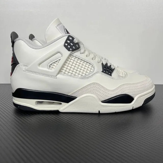 AJ4白黑红IM4002-100