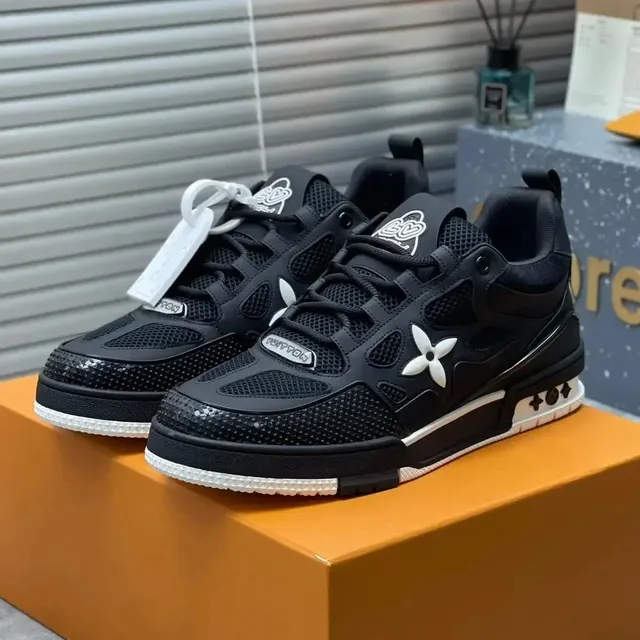 Louis Vuitton LV Trainer Monogram Flower