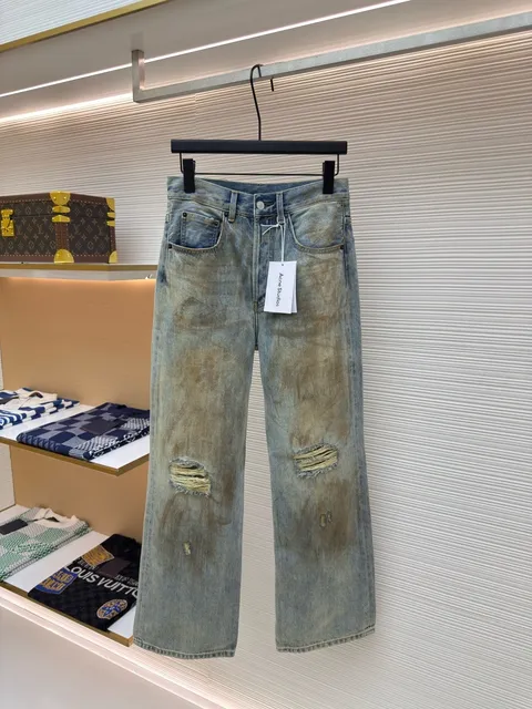 7602