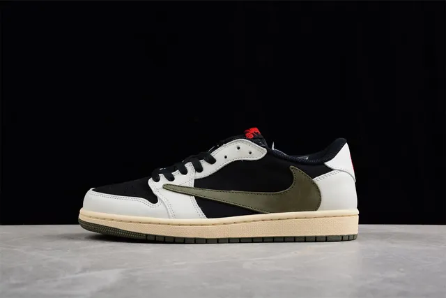 Nike × Travis Scott Air Force 1 Low Cactus Jack