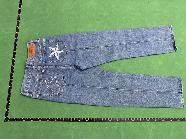 Levi's 501 Original Star Embroidery