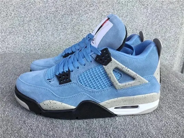 Air Jordan 4 University Blue