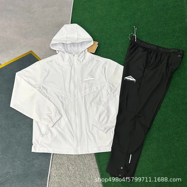 Umbro Windbreaker Set White/Black
