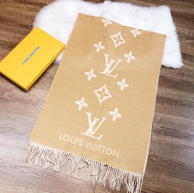 Louis Vuitton Scarf