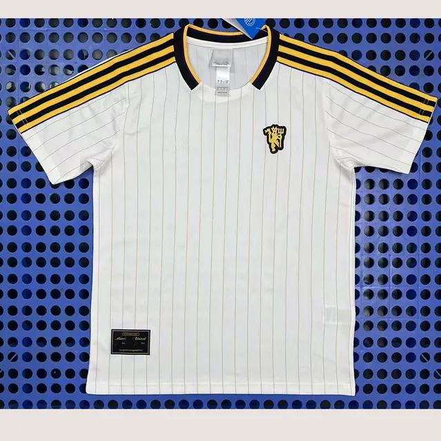 25-26 Manchester United Retro