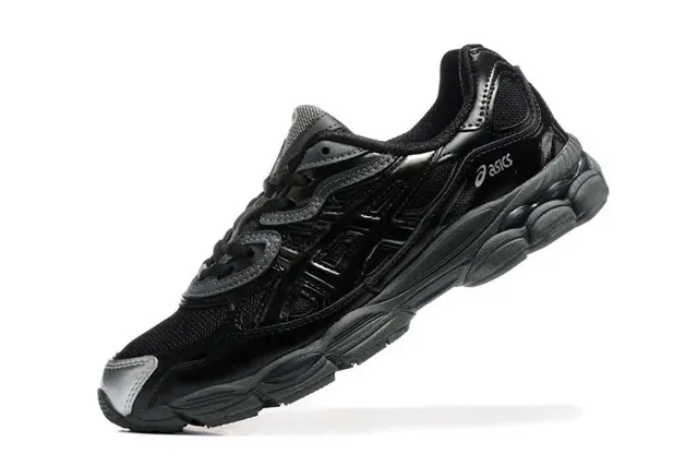 Asics Gel-Kayano 14 Triple Black