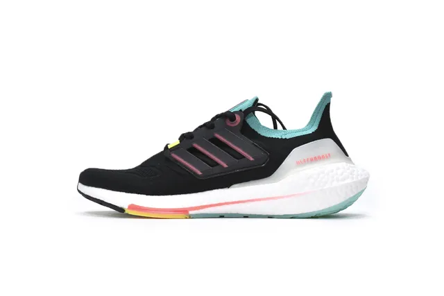 Adidas Ultraboost Colorful Accents