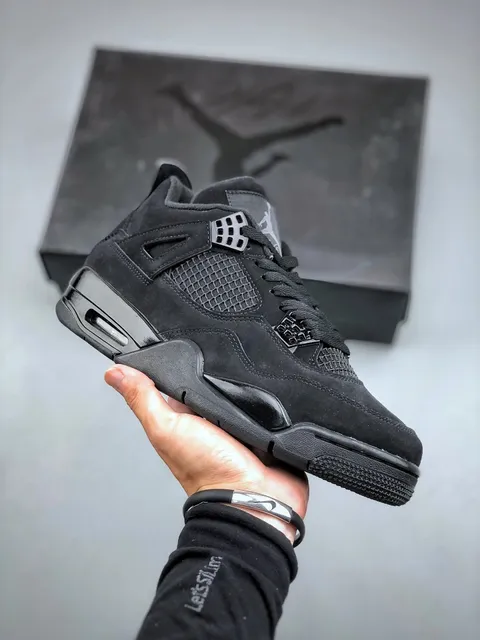Air Jordan 4