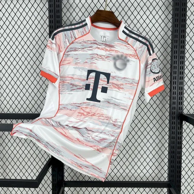 2526 Bayern away