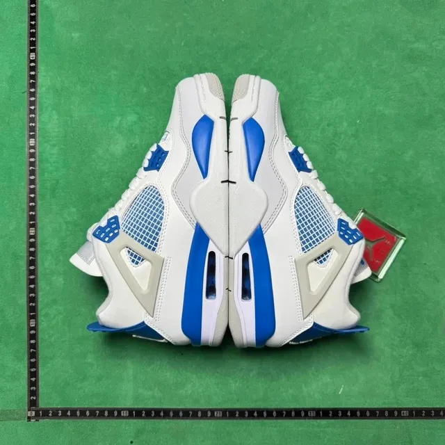 4号白蓝308497105