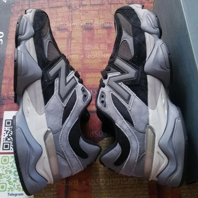 New Balance 2002R Grey Black