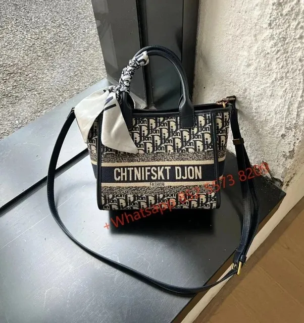 Dior B22 Oblique Print