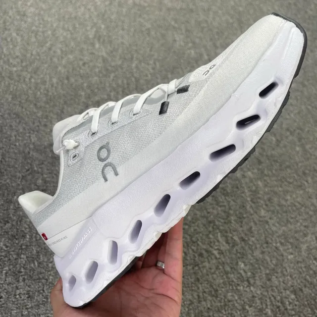 On Cloudmonster White Grey