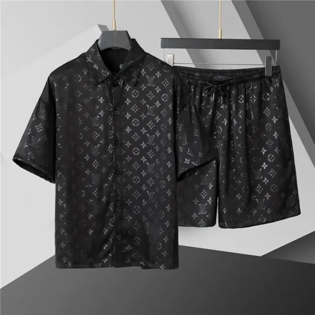 55017 black